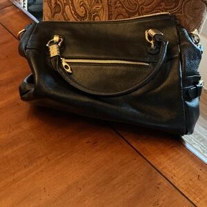 Chic Black Leather Shoulder Bag